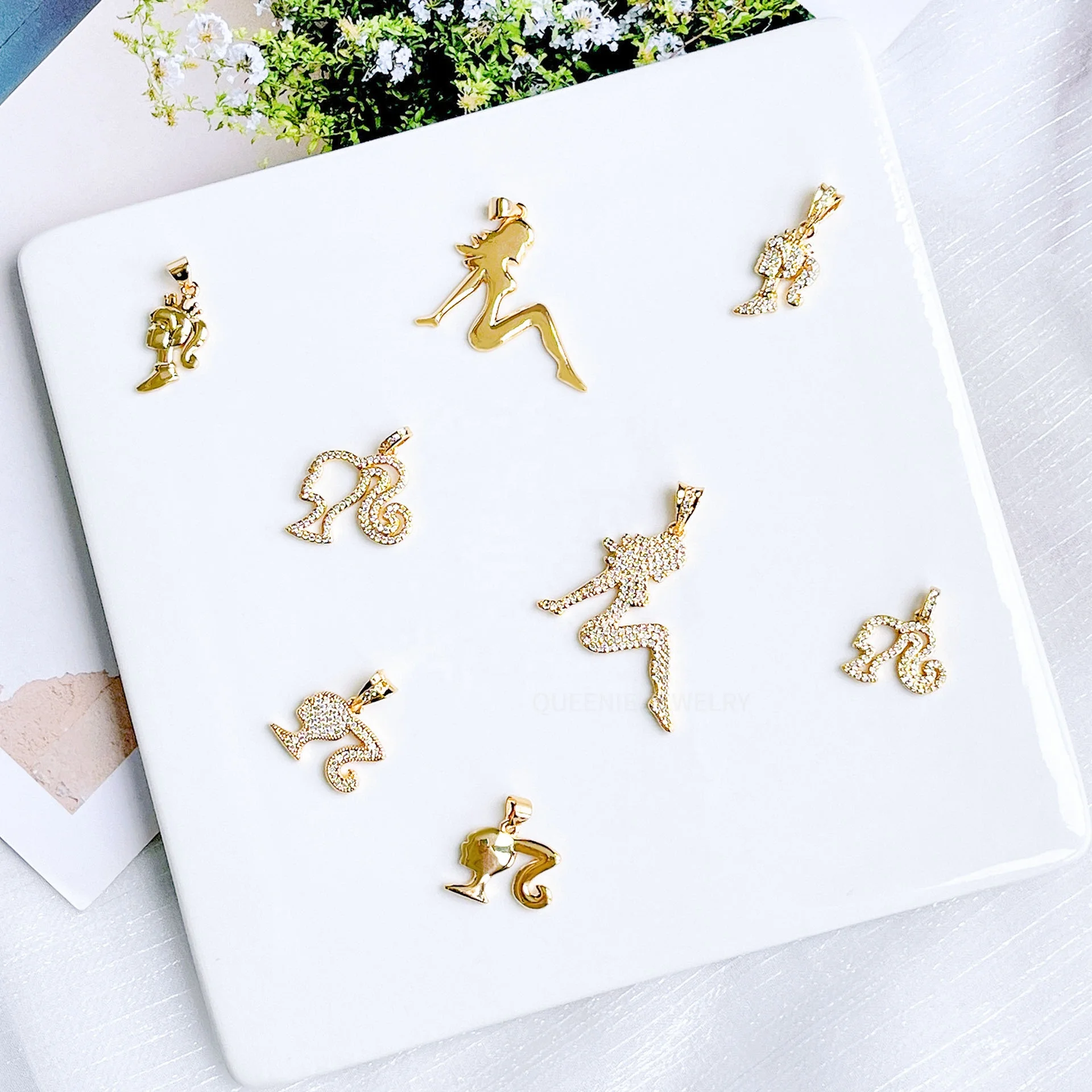 New Design Cubic Zircon Stone Bar-biee Pendant Necklace Niche Light Luxury Collarbone Chain for Girl Gift