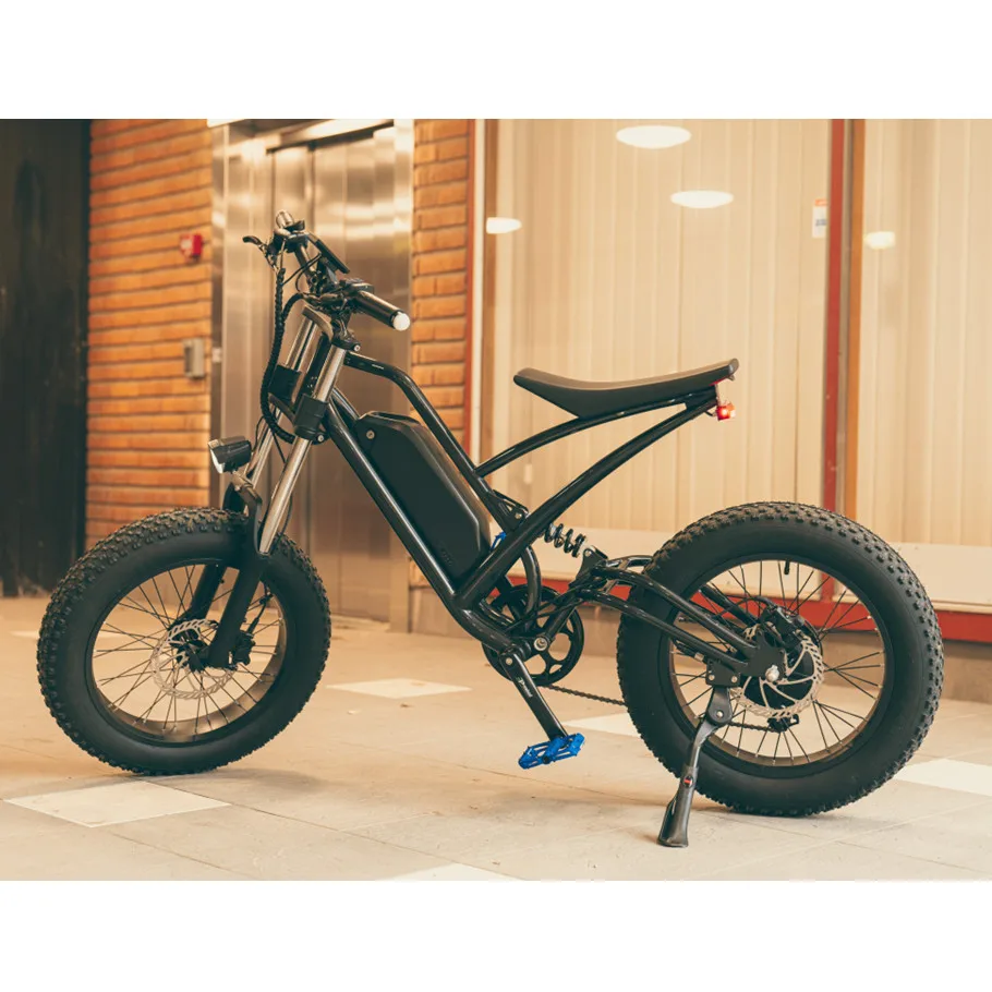 Электрический велосипед Dirtbike перезаряжаемый Подседельный штырь в стиле ретро для езды на велосипеде с толстыми шинами мужчин горных велосипедов