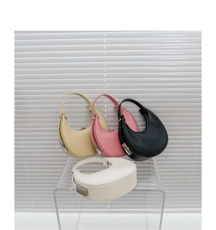 ladies Hobo Bags11.jpg