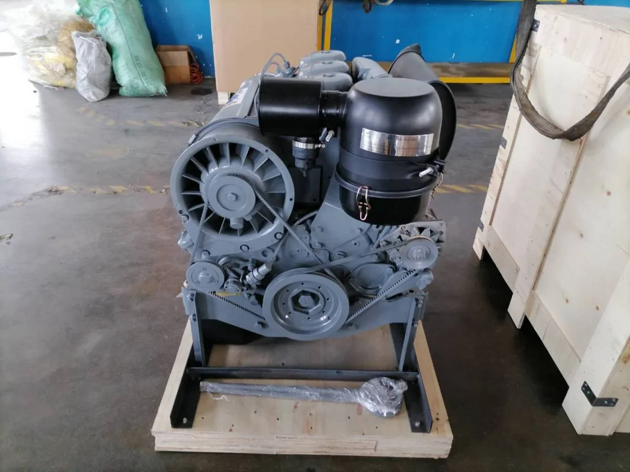 F3L912 Deutz 3 cylinder air cooled diesel engine