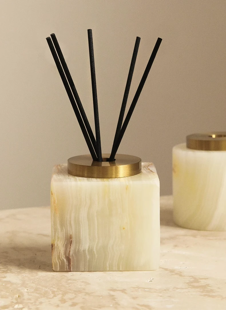 Hot Selling Luxury Natural Marble Stone Square Reed Diffuser Bottle with Packaging Boxes Reed Fragrance Diffuser Sticks Sets