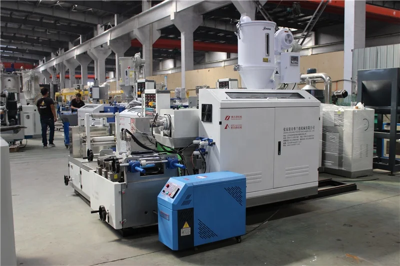 Небольшая экструзионная линия из полиэтилена, пп, пвх пластика