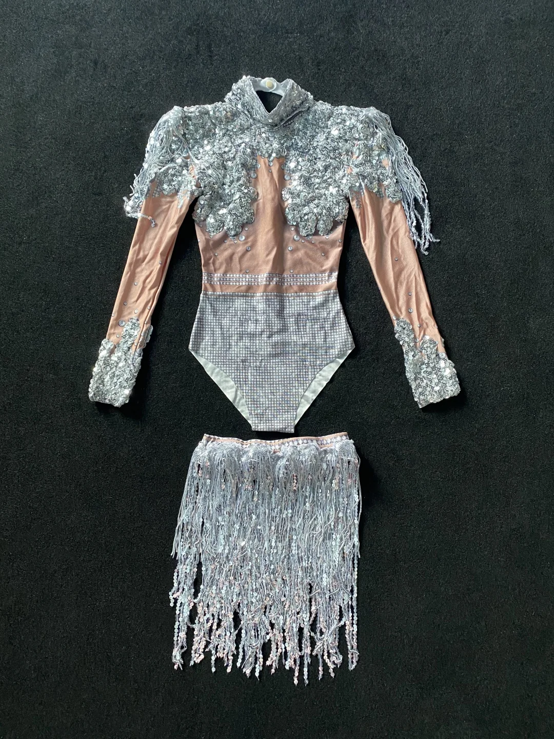 Sparkly Sequin Tassel Bodysuits Short Skirts Two Piece Set Festival Exotic Singer Dancer Outfits Women Stage Performance Costume