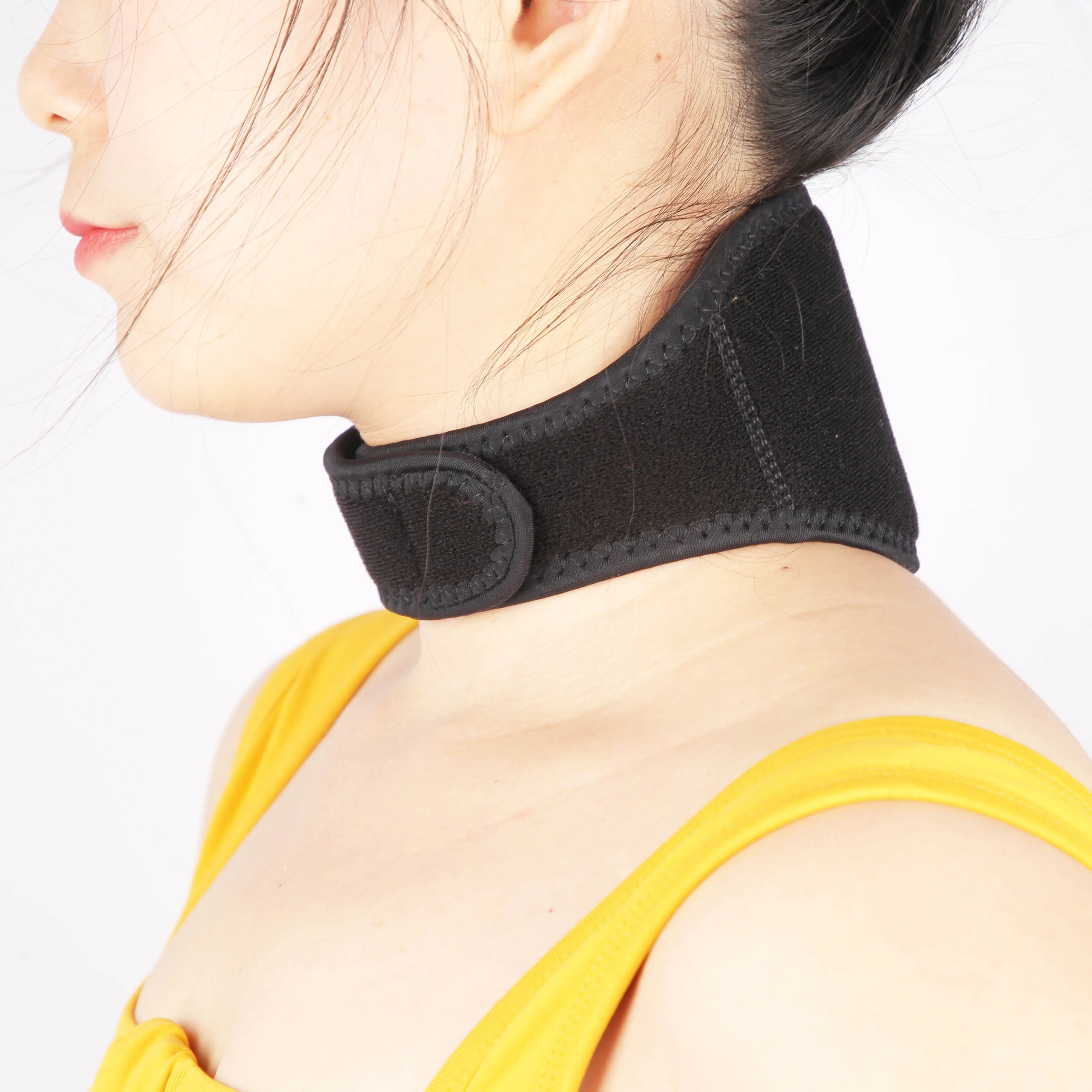 Customized low price high quality neck protector Soft high neck protector for sports injury prevention