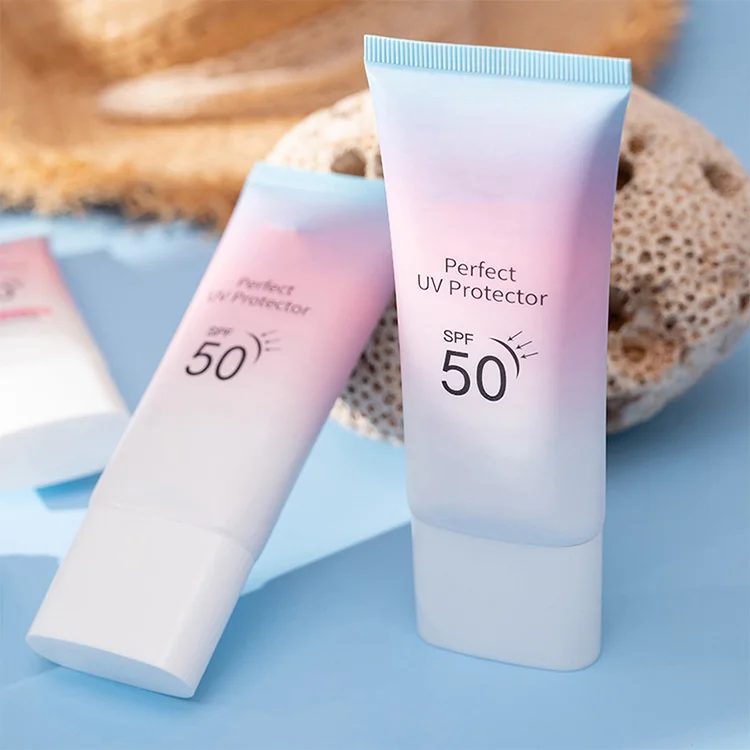 Стойкий солнцезащитный крем SPF50 отбеливающий увлажняющий для жирной кожи лосьон с защитой от УФ-лучей