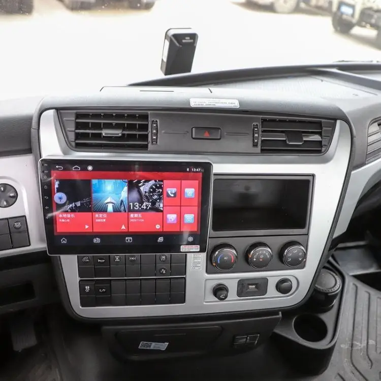 Dongfeng Commercial Vehicle Tianlong KL Heavy Truck 520 HP 6X4 LNG Tractor