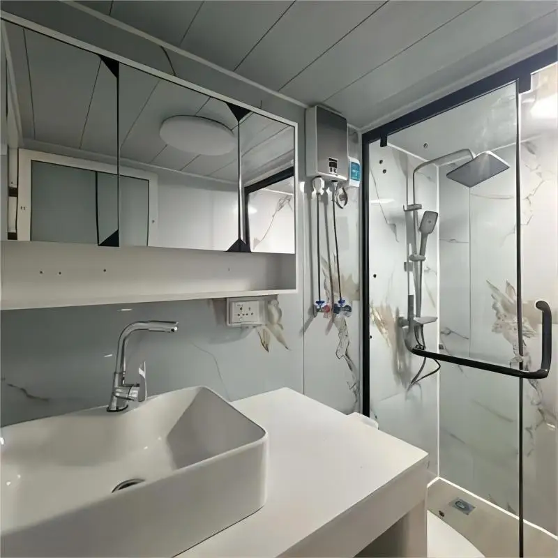 Hot sale detachable wholesale 4 Bedroom Luxury 40ft 20ft Movable Foldable Expandable Prefab Container House For Sale