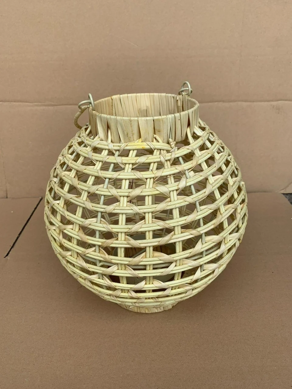 Home decoration lantern lamps-wicker bamboo lamp made in Vietnam Light Chandelier Lamp for Sale