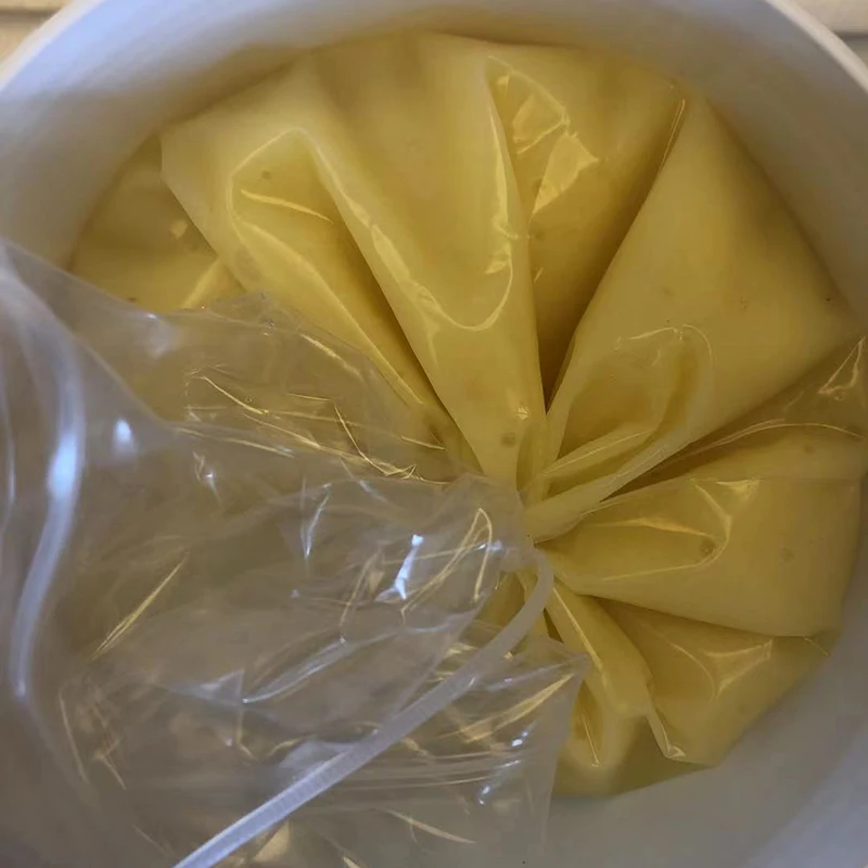 Super Pure Fresh Natural Frozen Bees Queen Milk Health Supplement Royal Jelly Honey