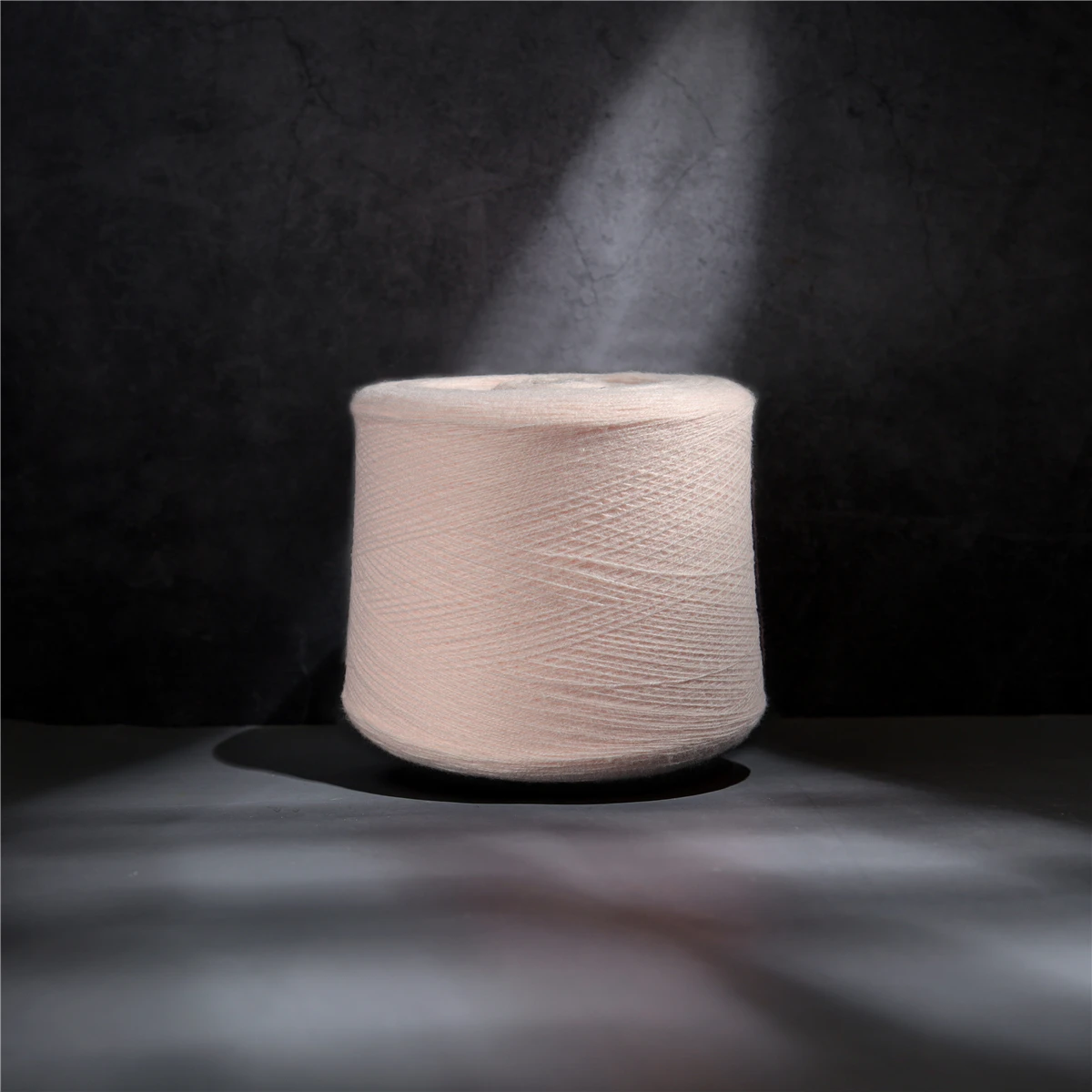 Xinglin style 24S/2 26S/2 28S/2 Artificial wool Yarn 100% Acrylic cashmere like super soft yarnfor knitting machine