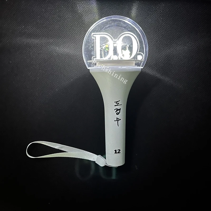 RICHSHINING Заводская поставка EXO светодиодная Фреска OEM форма вращающийся логотип kpop D.O официальная световая палка