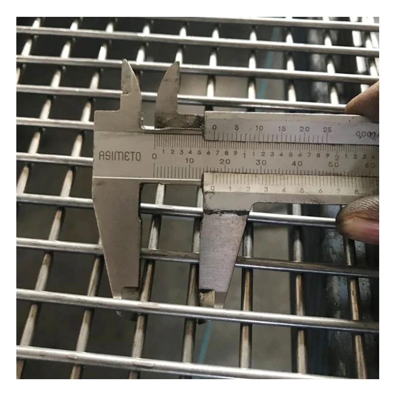 wholesale hot dipped  1inch *1.2*15m welded wire mesh  animal cages chicken farm