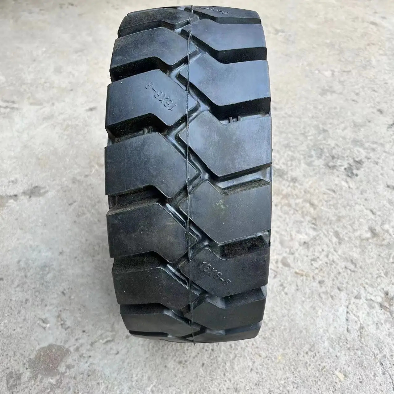 Tire manufacturer wholesale price 16x6-8 16*6-8  solid forklift tyre