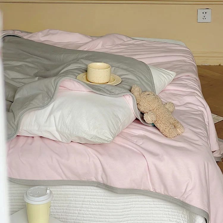 Wholesale Light Pink Grey queen comforter 100% cotton comforter sets summer comforter for queen size bed