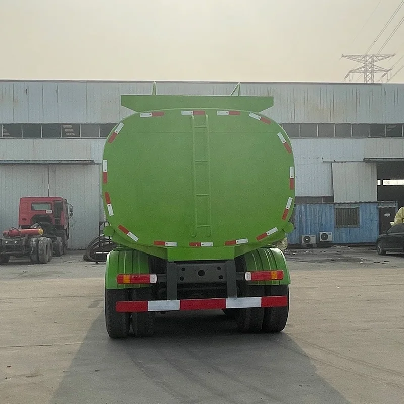 25000 L tanker fuel truck second hand 6x4 10 wheel heavy howo fuel oil tanker truck