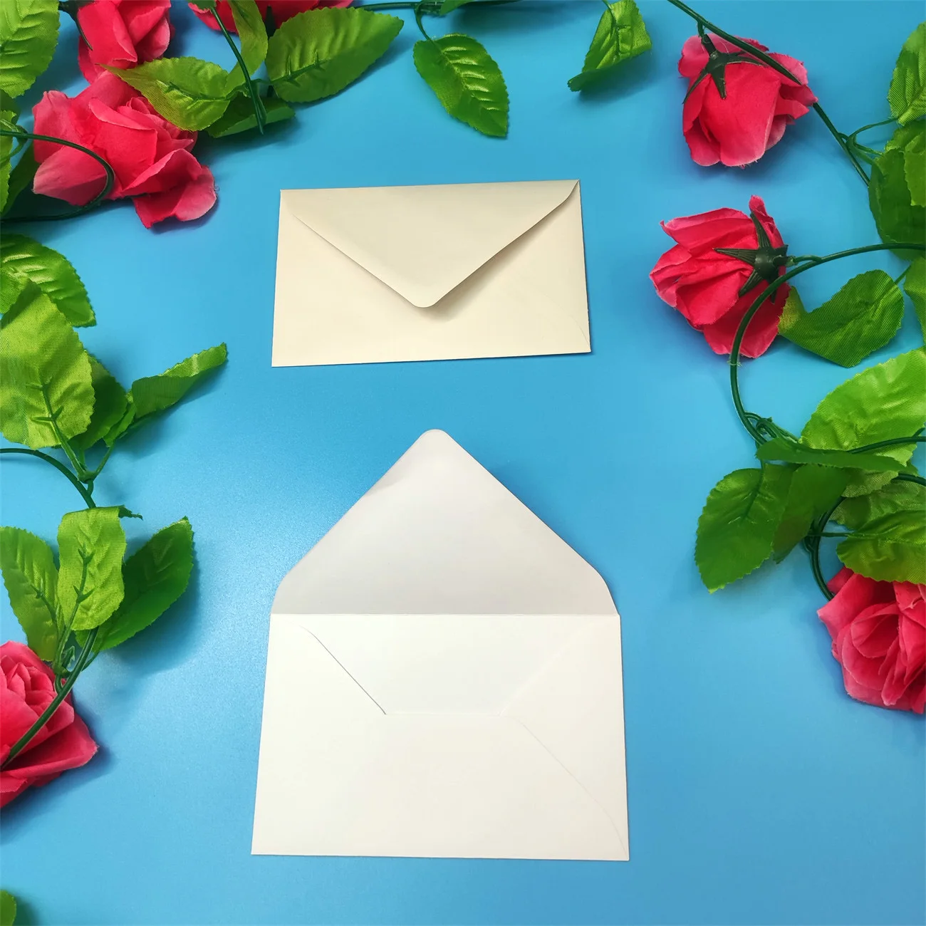 Guangdong China Custom Printing Recycled White Yellow Invitation Packaging Paper Postal Mailing Envelopes With Adhesive Gum Seal