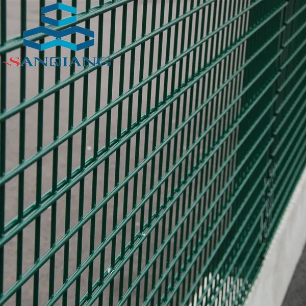 Mesh Panels Factory Supply Decorative Fencing 3d Metal Iron Custom Made Pvc Coated Farm Fence Fencing, Trellis & Gates