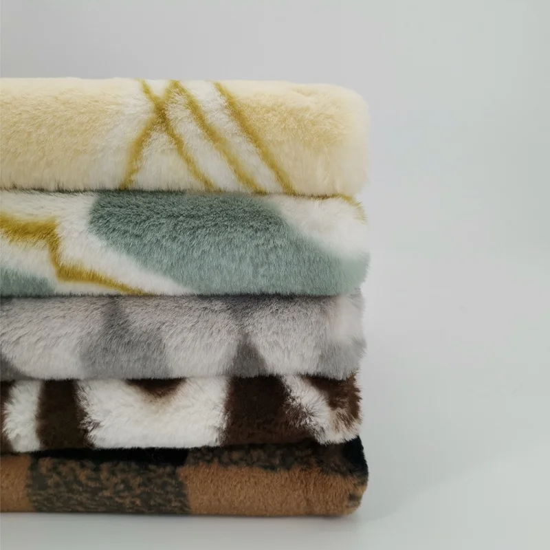 
 Мягкая дышащая ткань из полиэстера, трикотажная ткань с принтом для пальто из кроличьего меха  