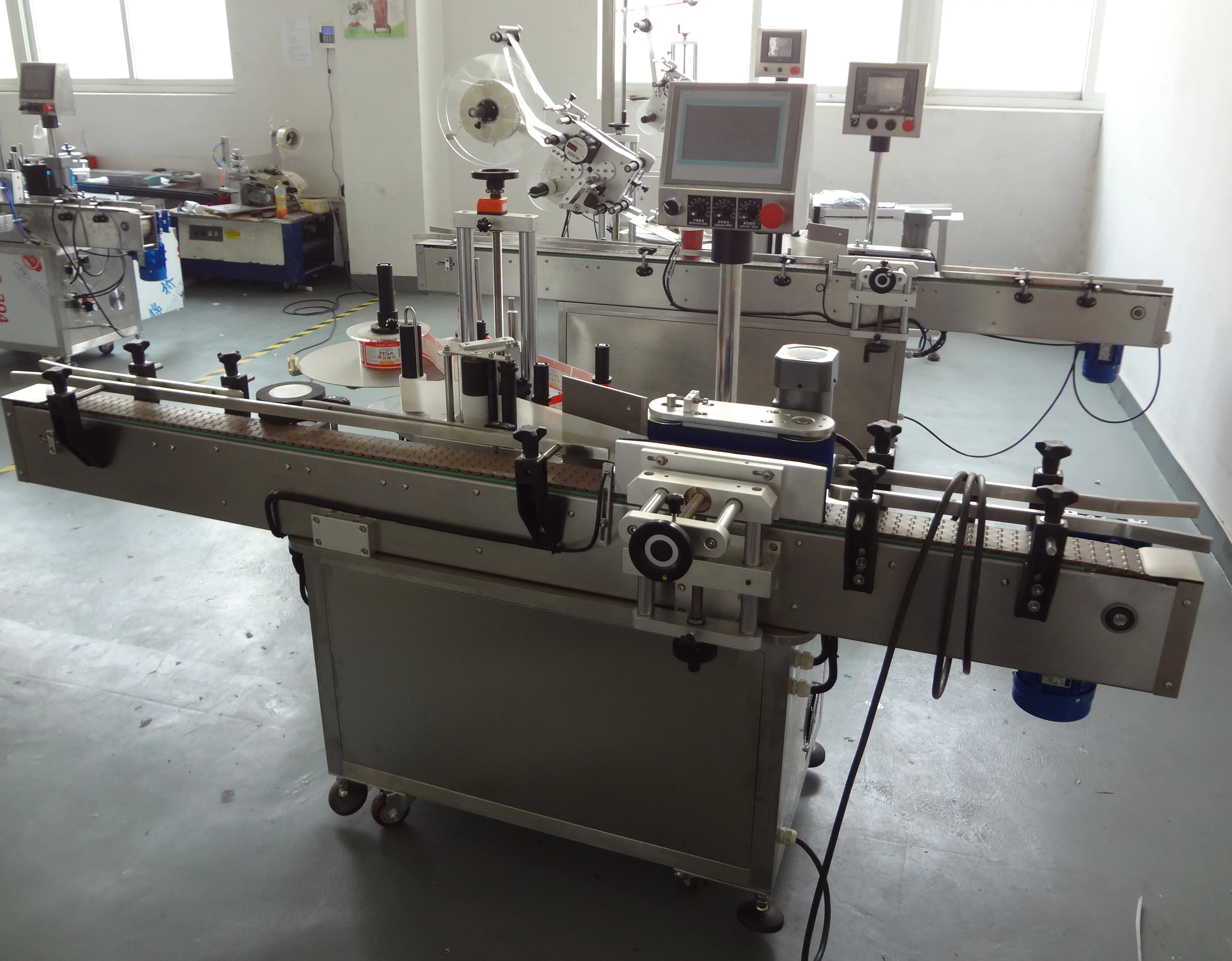 
YIMU YM-510 Factory Tin Can Labeling machine,Tinned Tuna, Canned Corn Labeling Machine 