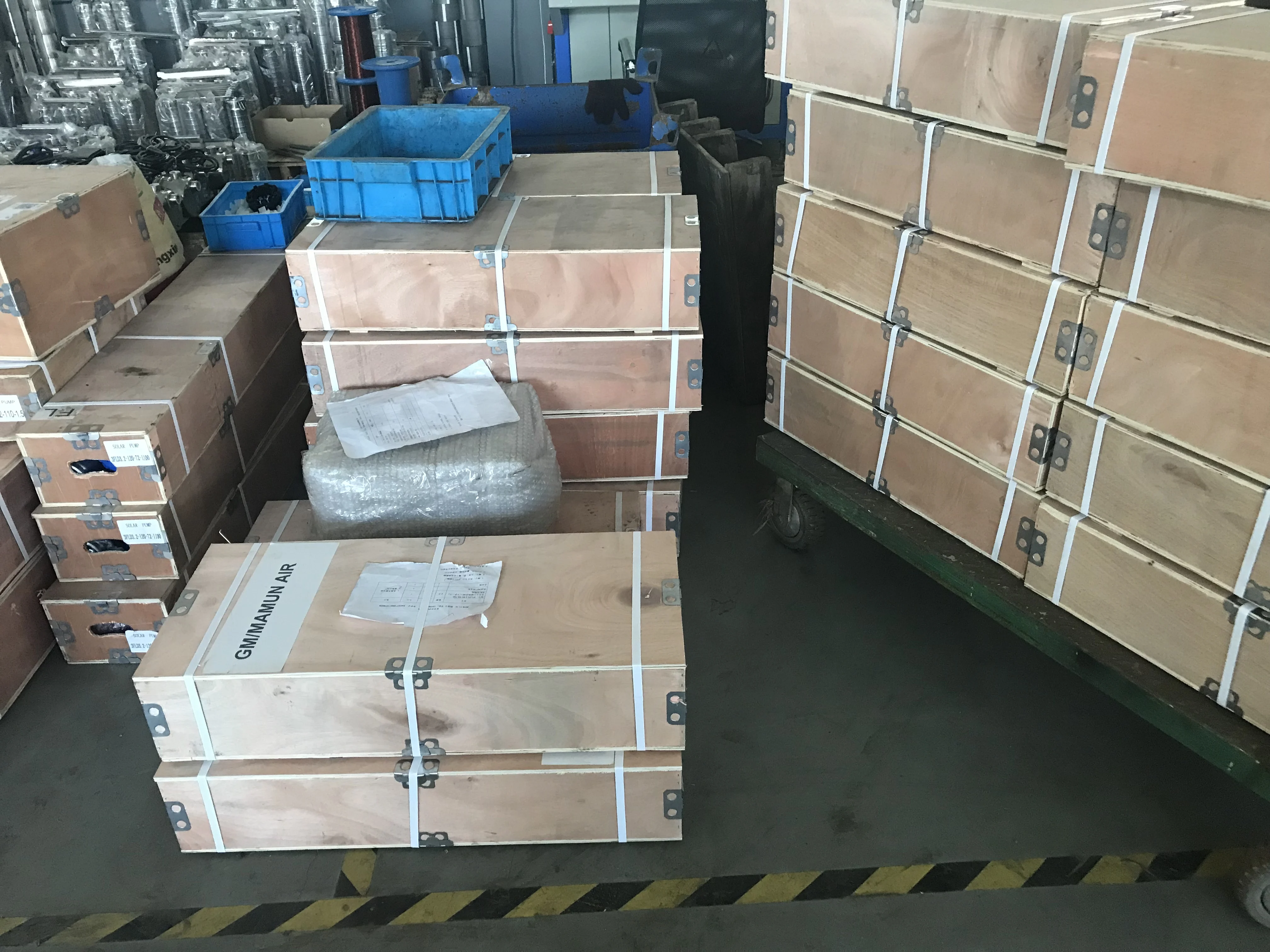 4 Inches 2.2kw 3hp 6 Panels Solar Pump 300v Dc Submersible Solar Water Pump for Drilling