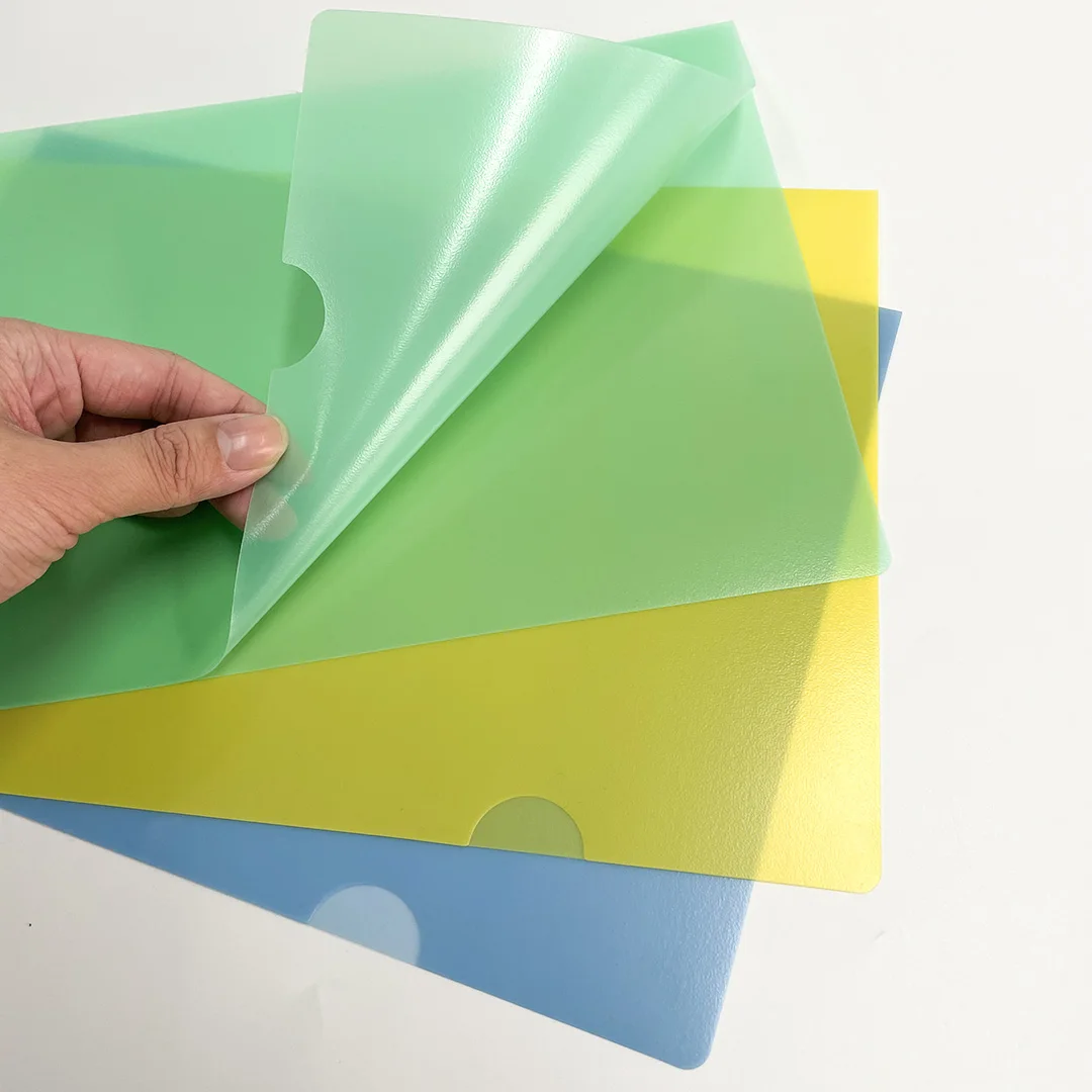 wholesale durable a4 a5  transparent colors matte PP plastic L shape file folders for Presentation Document
