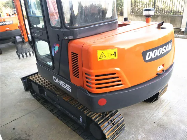 Б/у б/у мини-экскаватор doosan dh55 cons doosan55 5-тонный экскаватор с лопастной экскаватором 5 тонн