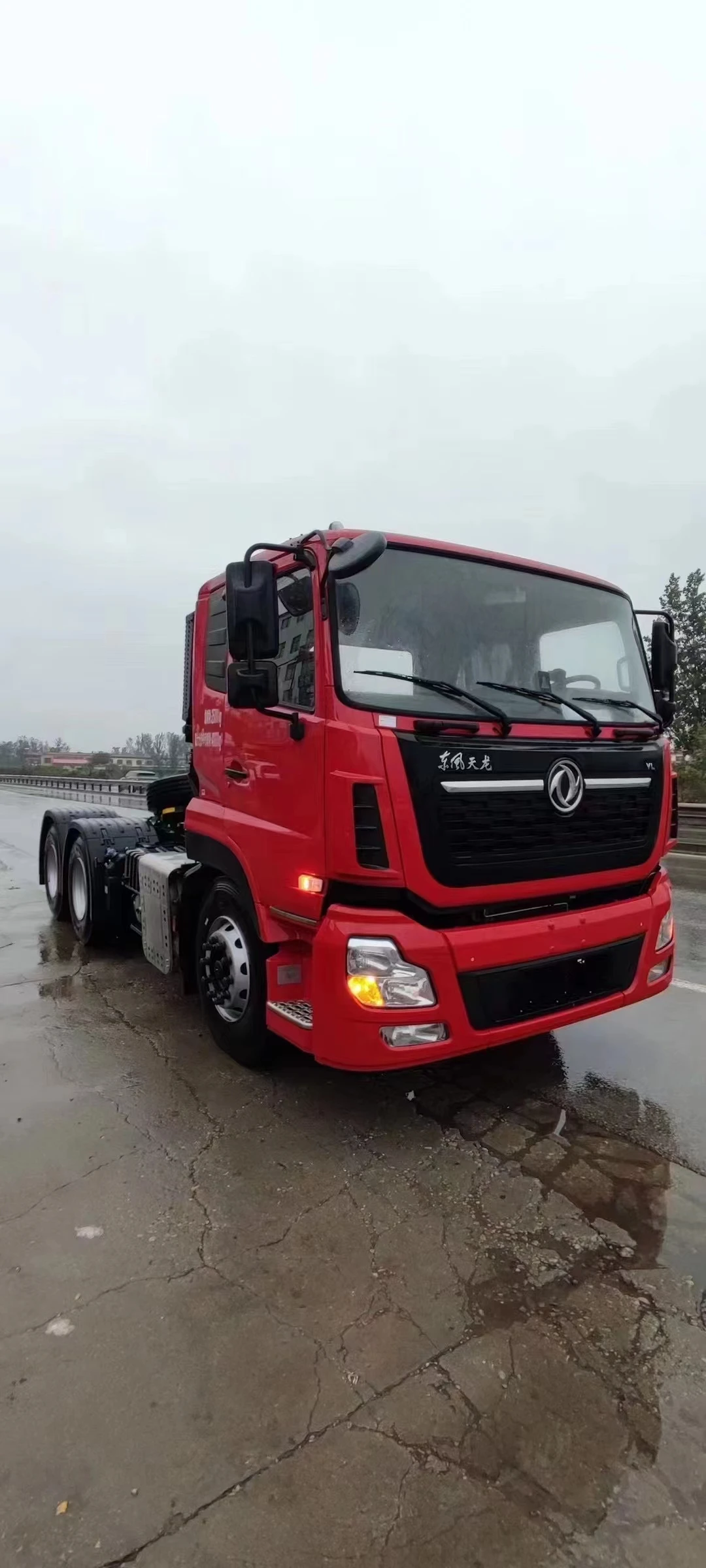 2022 used Dongfeng Tianlong tractors in hot sales