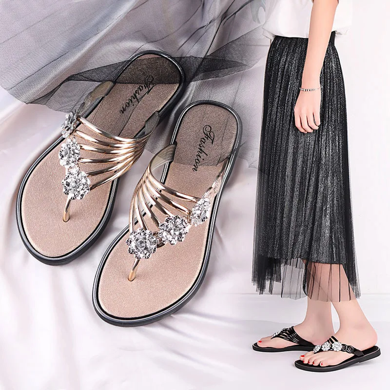 2023 New Design Summer PVC Flat Jelly Thong Flip Flops Transparent Casual Beach Shoes Women Sandals