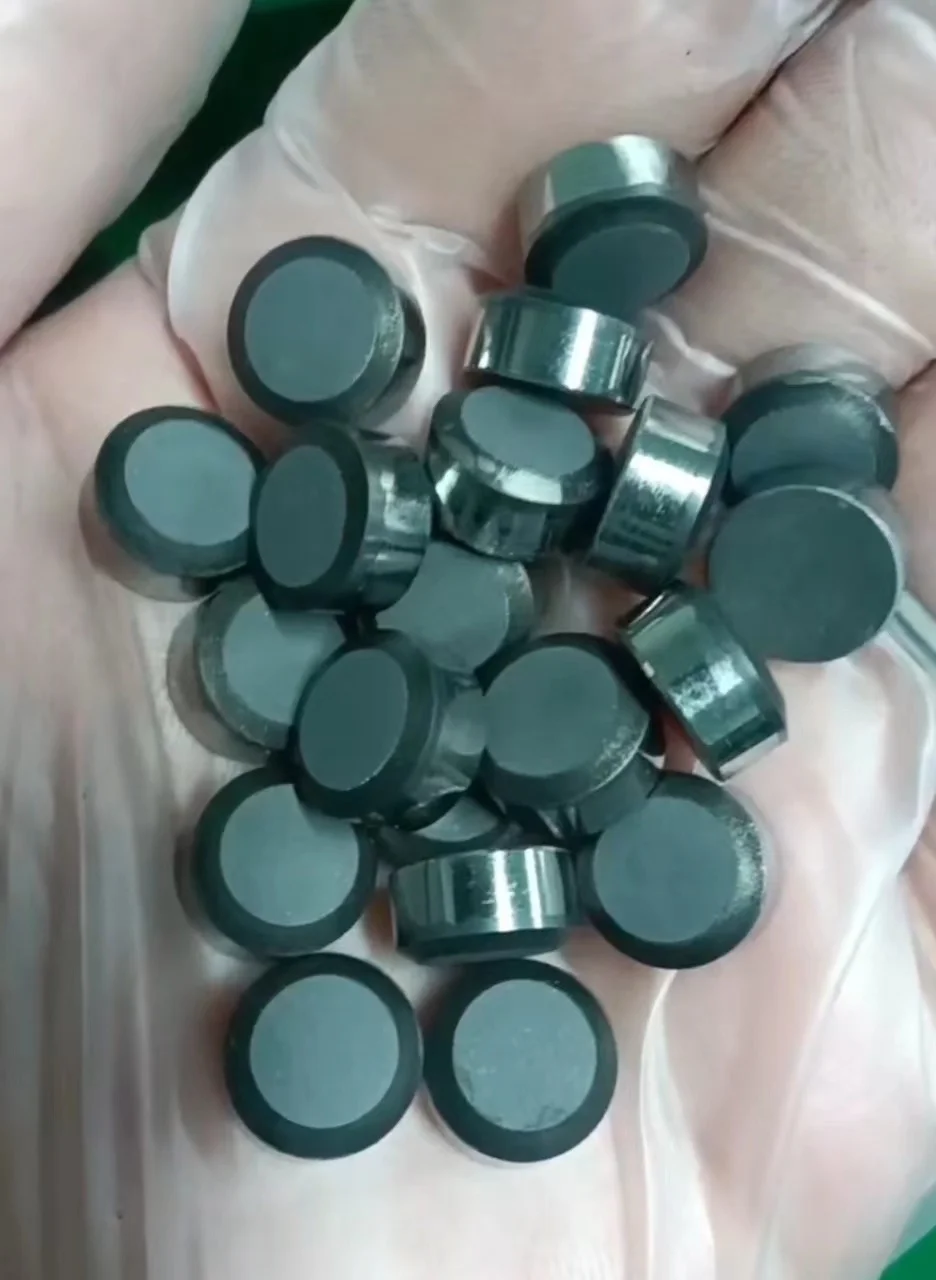 1305 Special shaped PDC Cutters for rapid drilling in mines