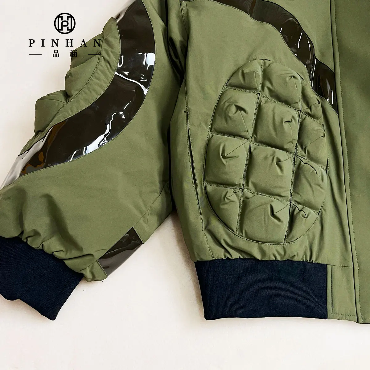 Мужские стеганые пуховики