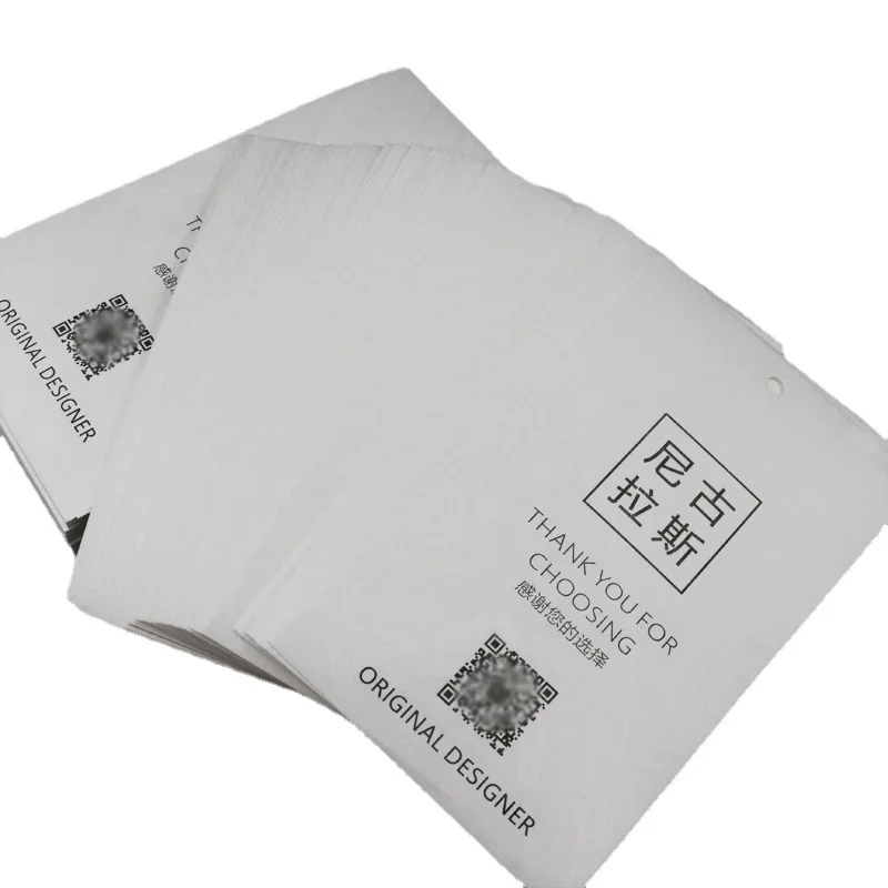 Customized Tyvek Material Unraveling-Resistant Washable Care Labels  And Hang Tag Color Printing with QR Code