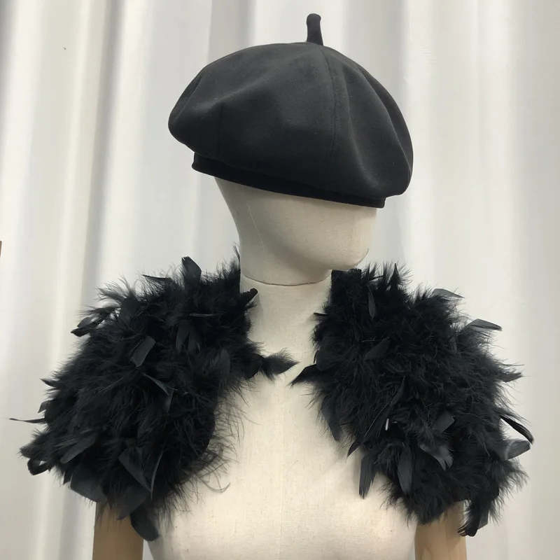 New Style Fluffy Ostrich Feather Fur Capes Wholesale Light Pink Short Fur Shawl 2023