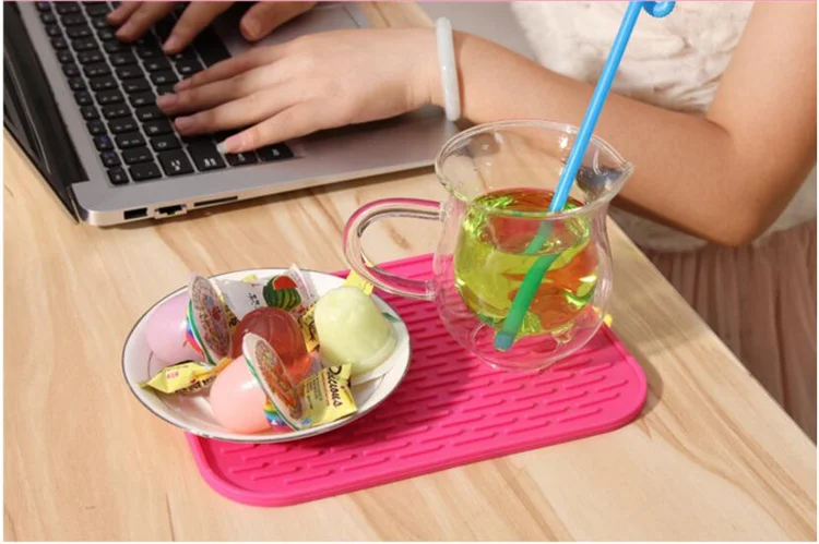 Color Kitchen Accessories Mat Cup Saucer Dish Pot Silicone Coaster