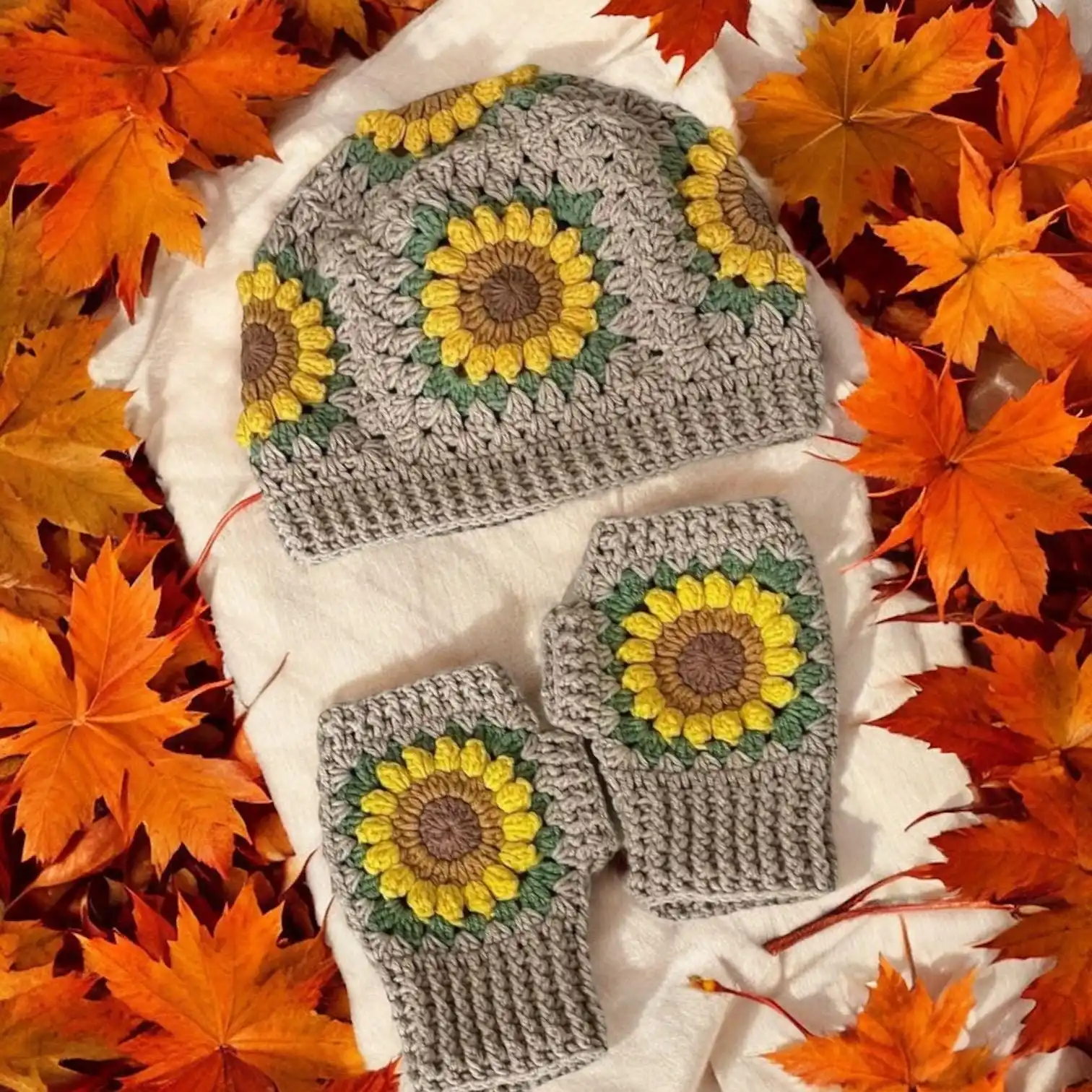 Crochet Winter Hat and Fingerless Gloves Knitted Winter Accesory Set Boho Retro Granny Square Crochet Accessory Gift For Her