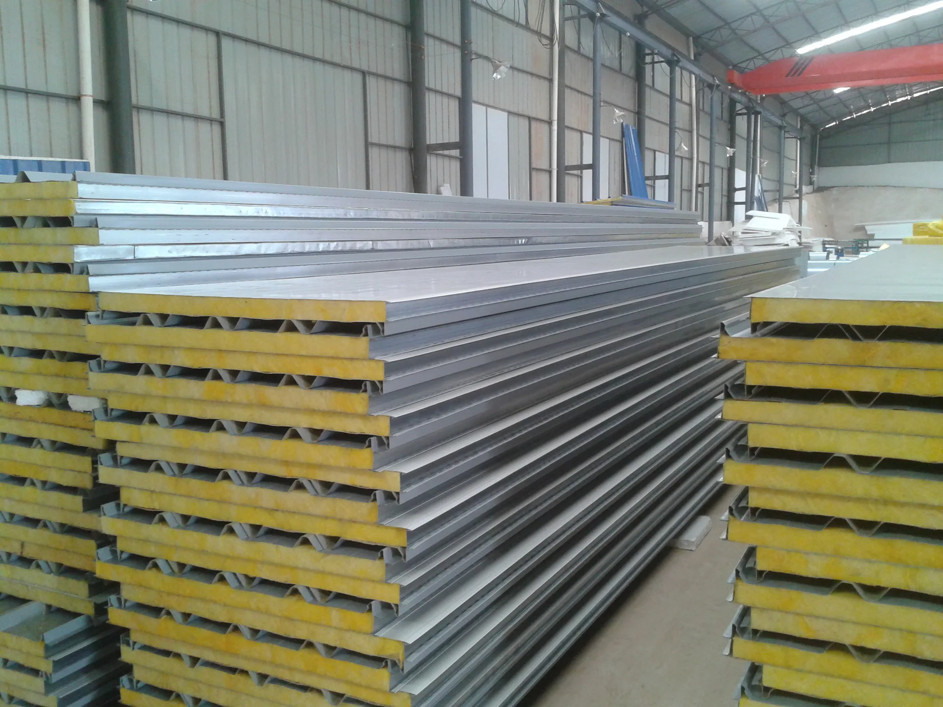 Factory-direct sales colorful Polyurethane Sandwich Panel PU Panel Steel frame residence
