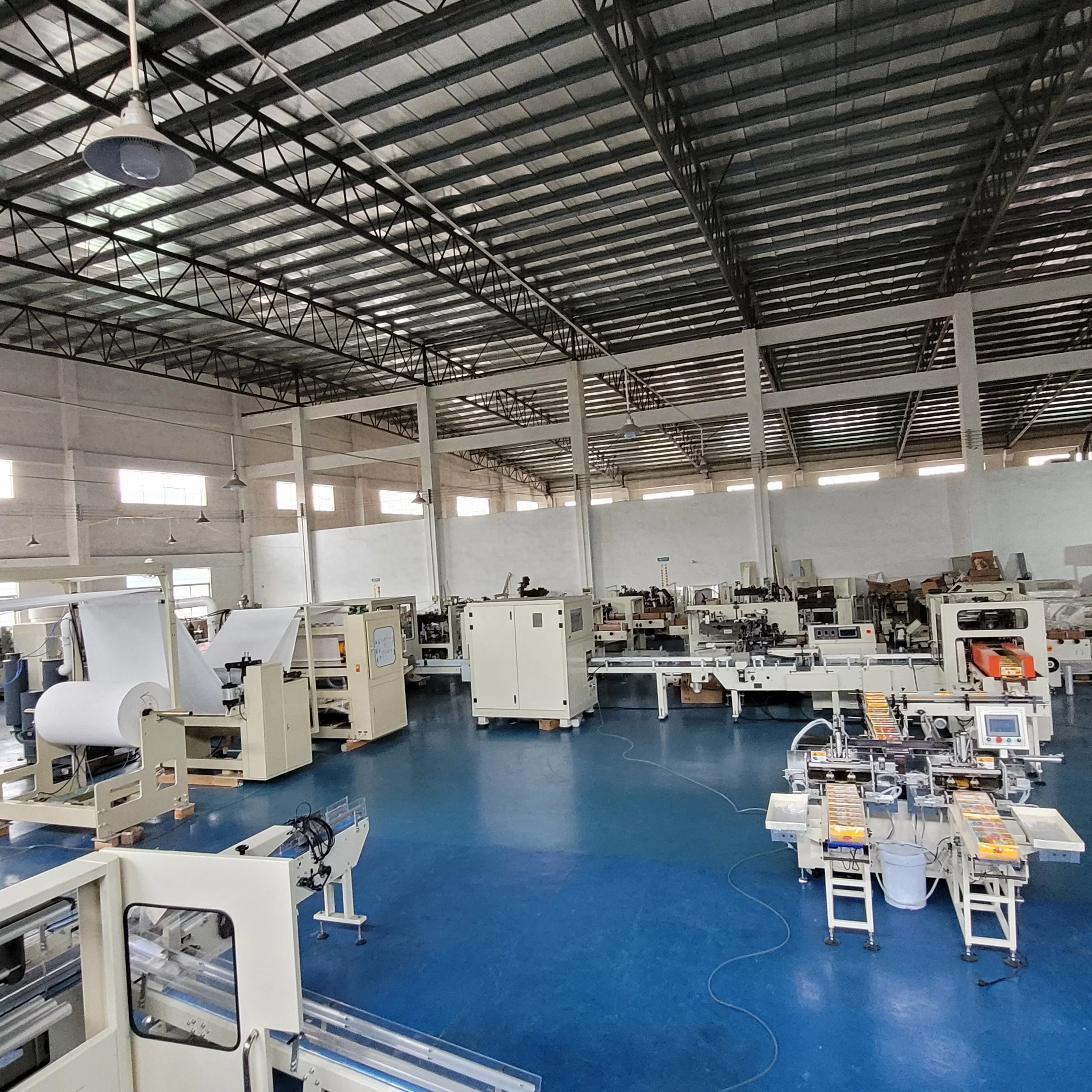 Линия по производству мягкой бумаги для лица с тиснением по краям из стали в резину/стали с полным тиснением