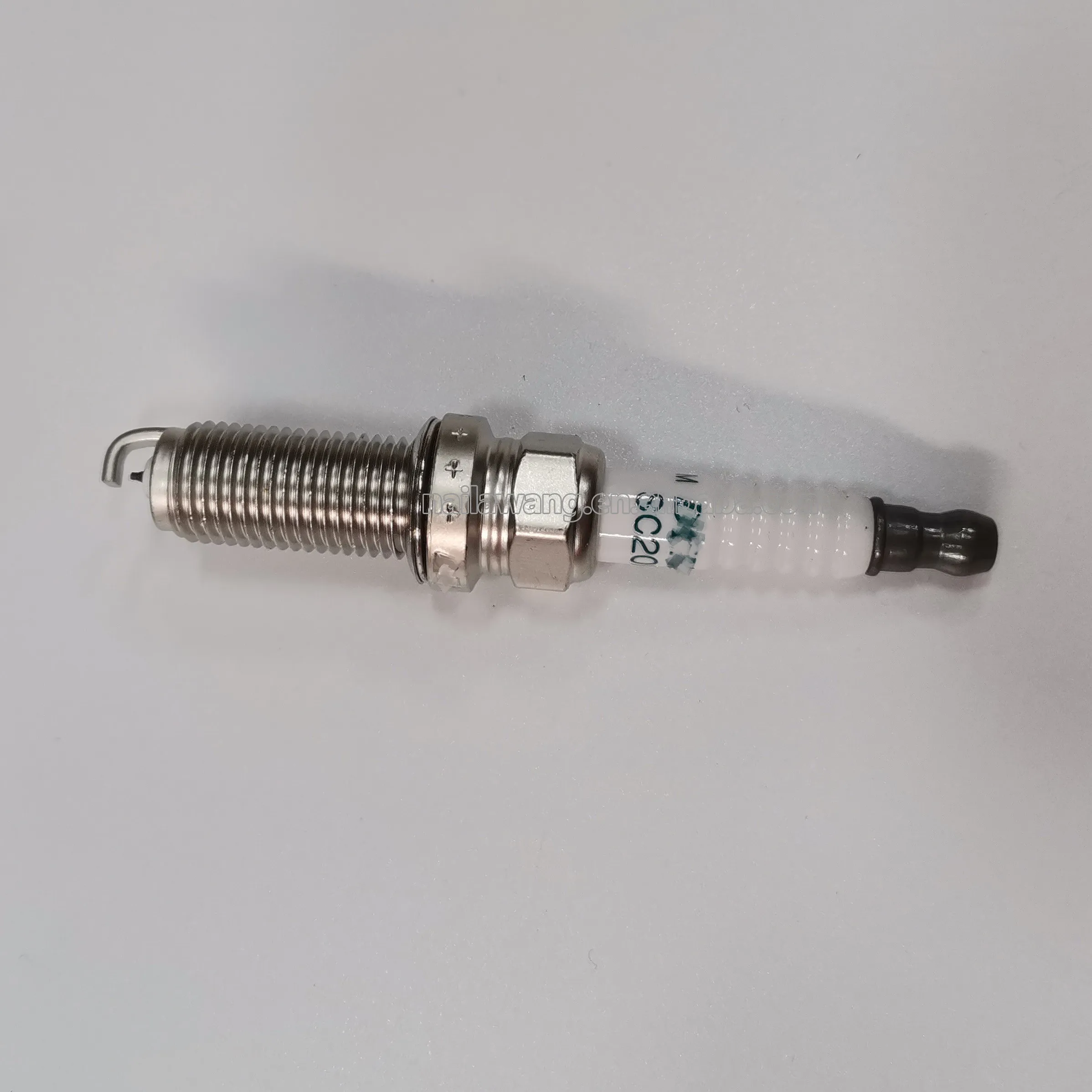 Hot Sale High Quality Iridium  90919-01253 SC20HR11 Car Spark Plug