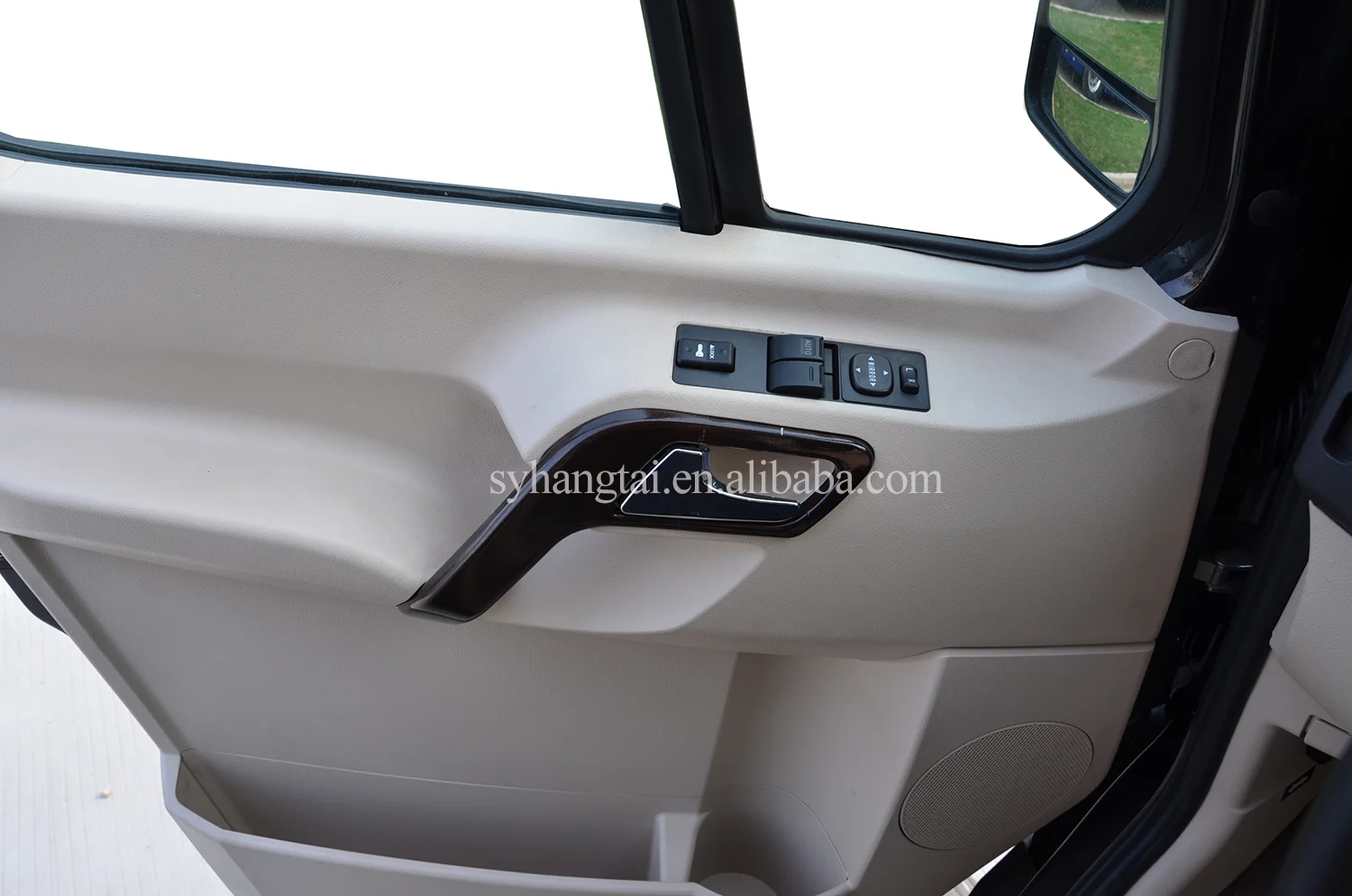 Customized Sprinter Urban Passenger Transport Electric Van Mini bus CATL Battery Full Load Mileage 350km