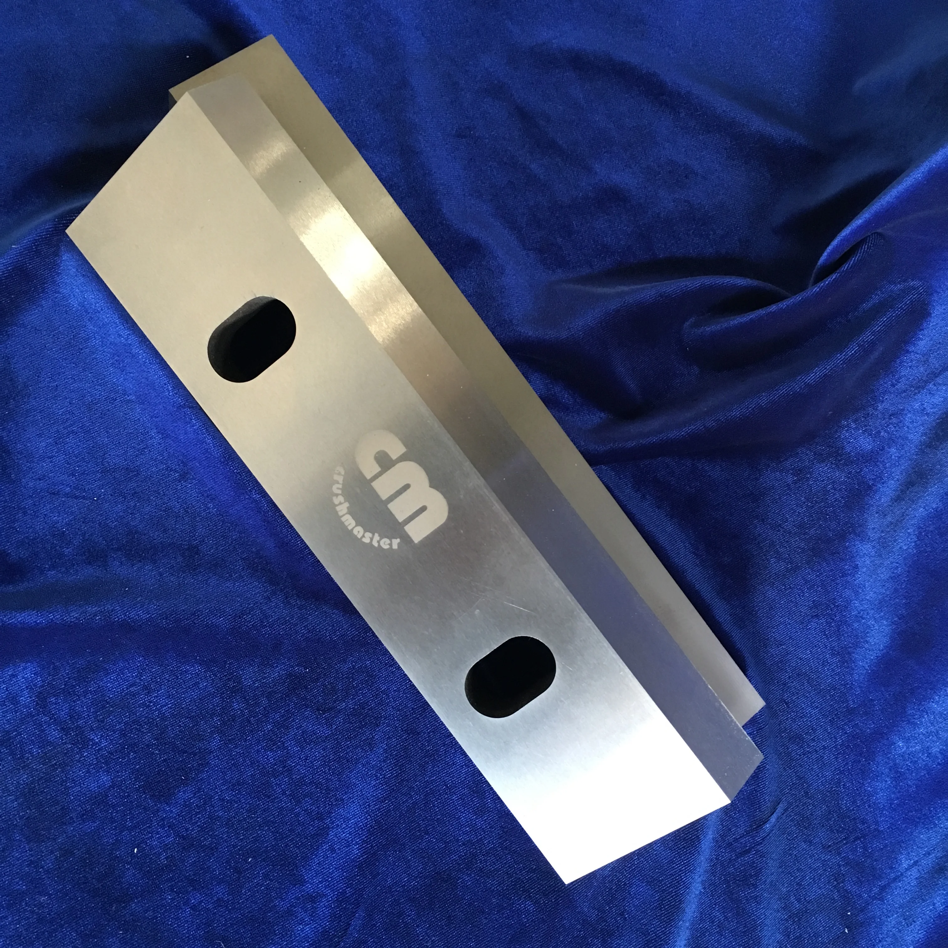 Cutting Blades For PET Flakes Customized Crusher Blades For Plastic Recycling Machinery