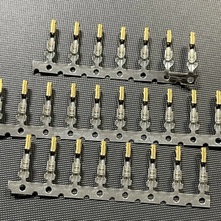  CC79R-2024-01-F IPD1-04-D-K кабель с разъемами провода терминала разъем