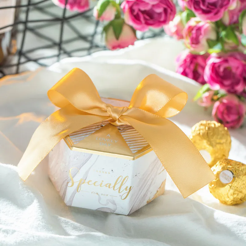 wholesale stock good or custom hexagon Chinese style hand holding packaging candy engagement wedding candy bag gift box