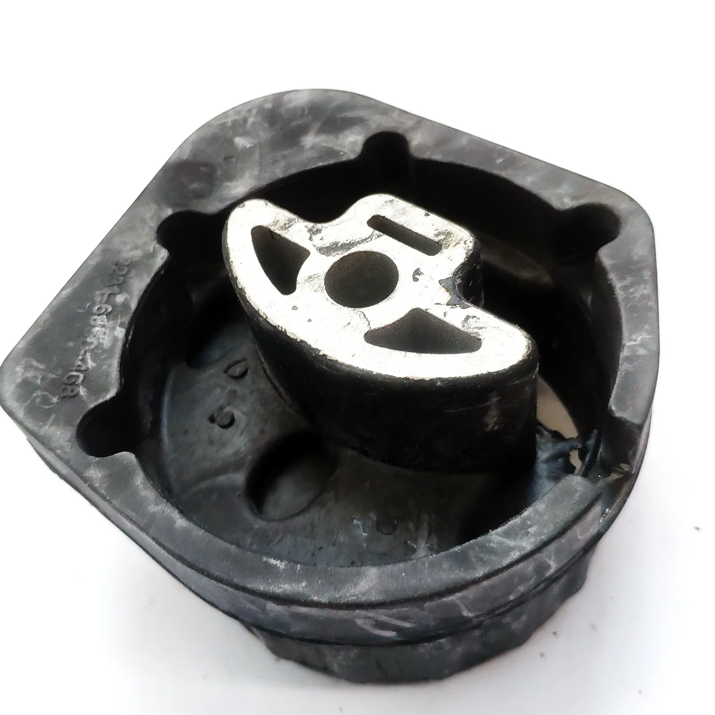 Rear Auto Engine Parts Transmission Mount for Bmw X3 F34 F32 F36 F25 F26 Oe 22316850468