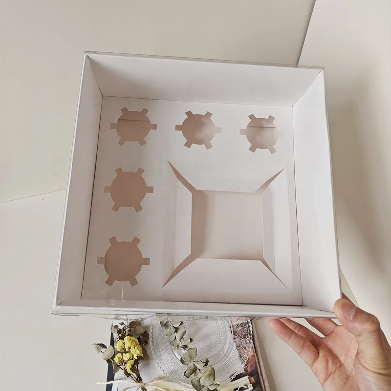 XJH Paper Bakery Packaging 5 Cavities Cupcake Cake Box with Clear Plastic Lid Cupcake Bento Box