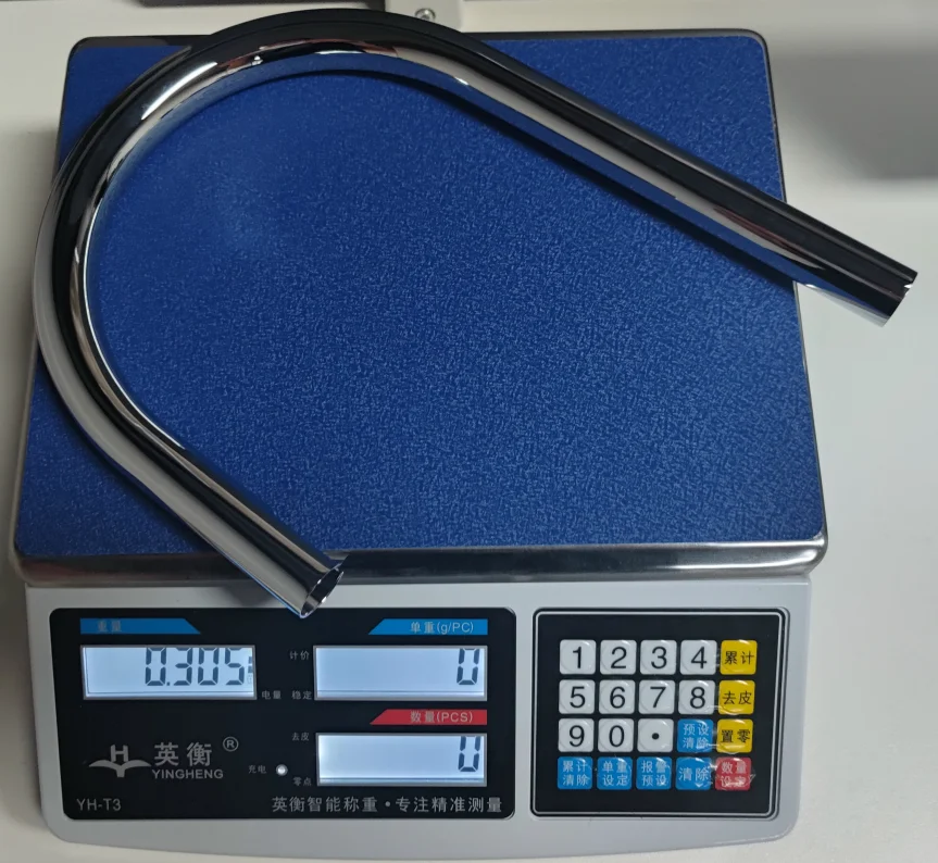 2021 super grade hot sell brass spout black chrome plating copper