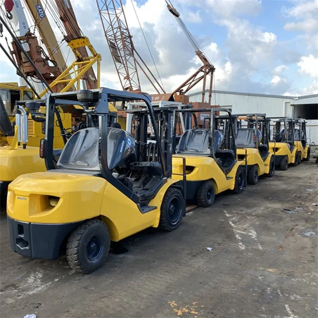 Оригинальный японский дизельный вилочный погрузчик komatsu FD30 3 тонны FD25 FD40 FD50 низкая цена