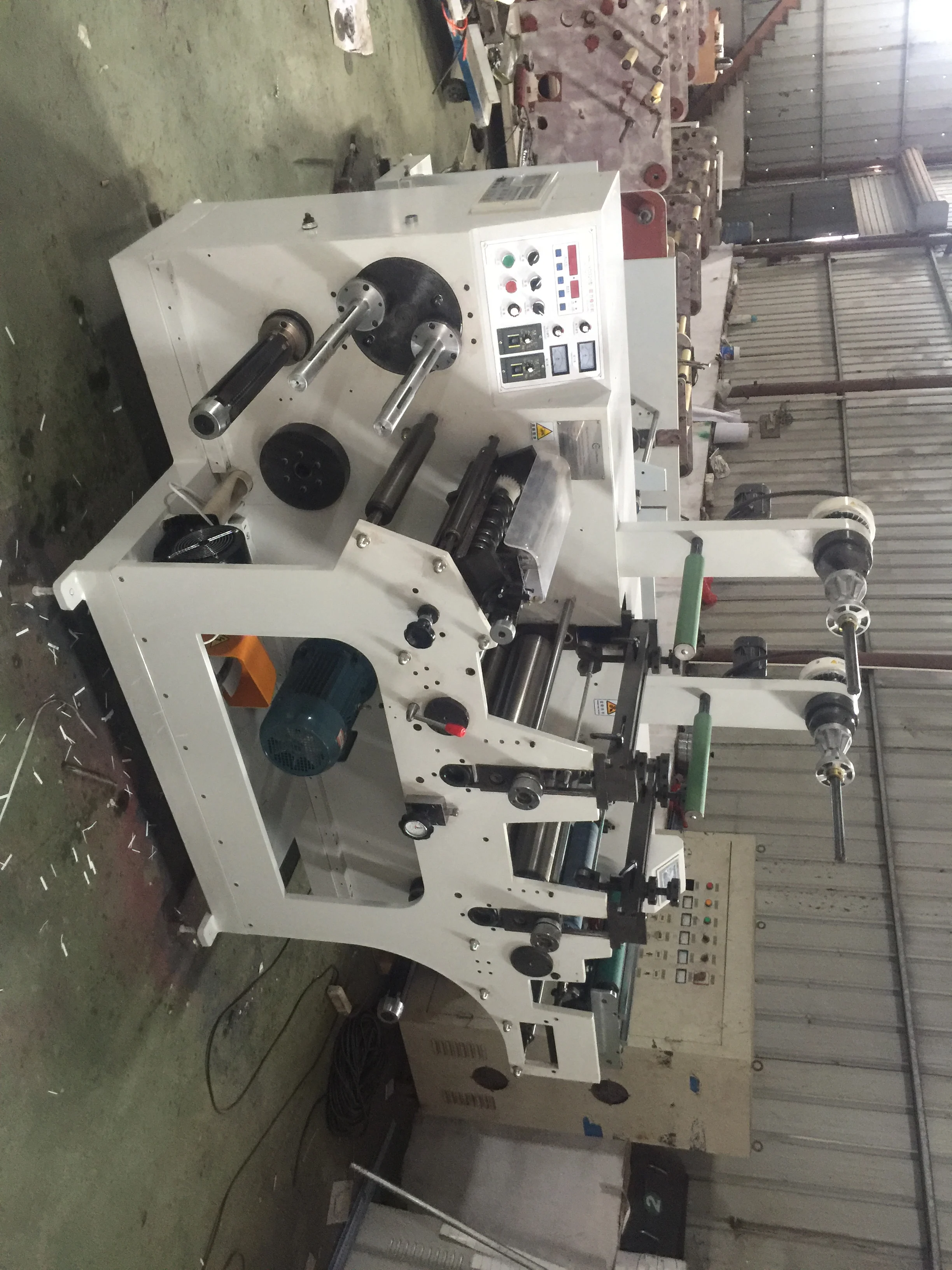 
HJ--320Y high speed tea tag label adhesive sticker die cutting machine with two rotary station 