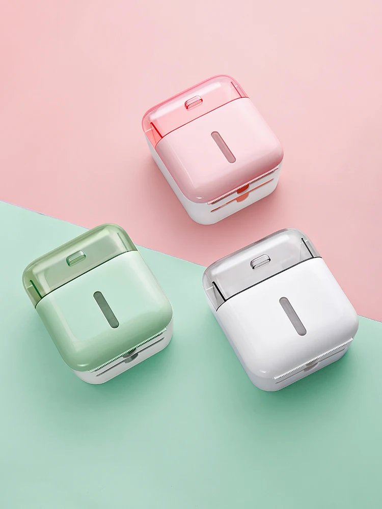 Wall-mounted plastic paper towel distribution box, multi-functional paper towel box