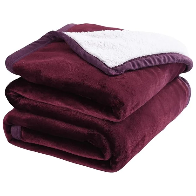 Custom Luxury Ultra Soft Double Ply Sherpa Fleece Blanket 100% Polyester Knitted Solid Pattern Modern Style for Home Use