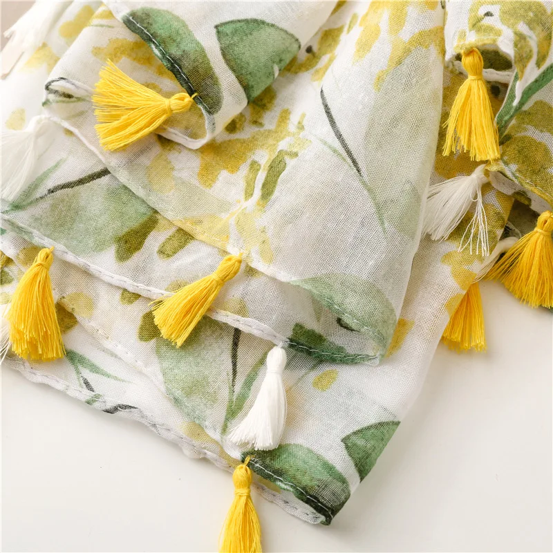 Bestella Hot Selling Floral Printed Viscose Warm Shawl High Quality Solid Pattern Muslim Hijab with Fringe for Women Popular