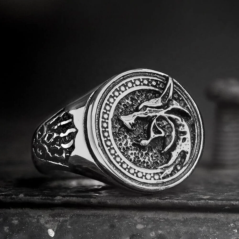 Custom popular engraved animal unique design jewelry bronze antique black old gold plated witcher ring